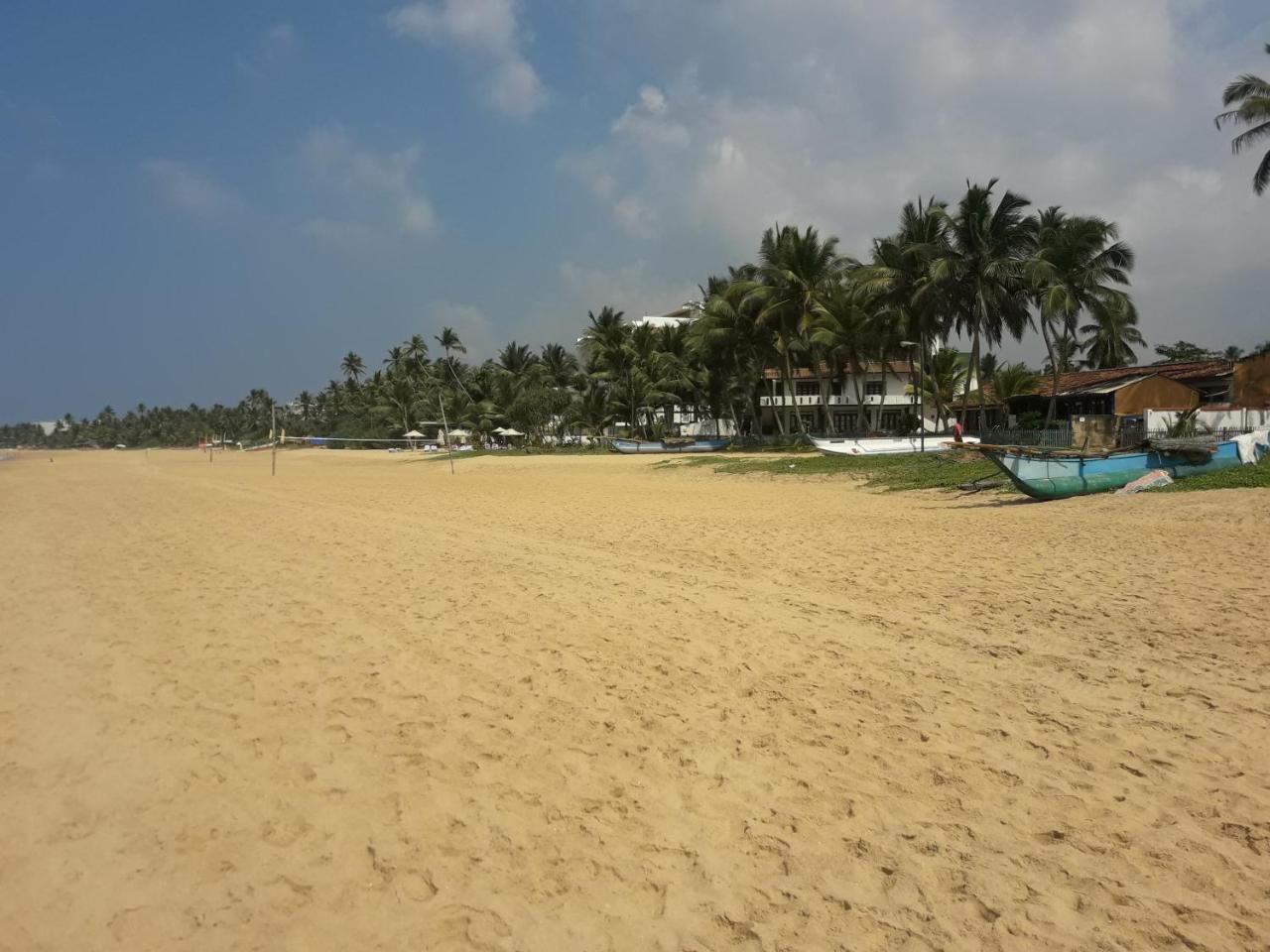 Апартаменты Sea Front Хиккадува Экстерьер фото